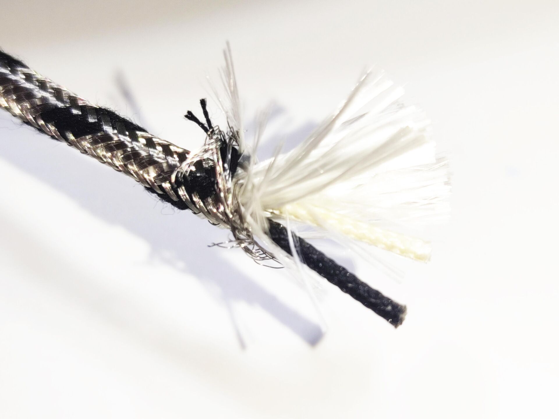 2x0,22mm J Tipi Termokupl Kompanzasyon Çelik Örgülü Kablo 300 Derece dayanım - 2x0,22mm J Type Thermocouple Compensation Steel Braided Cable 300 Degree