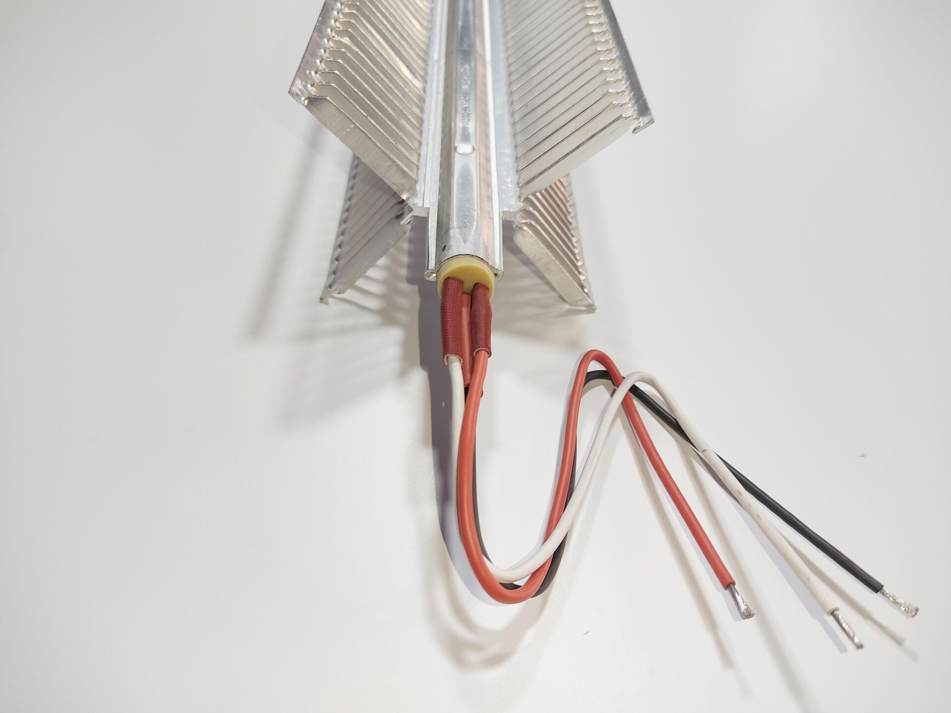 X tipi Alüminyum Serpantin Isıtıcı Rezistans 220V 2000W