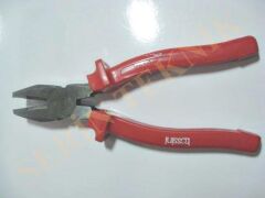 Bossini marka Pense.