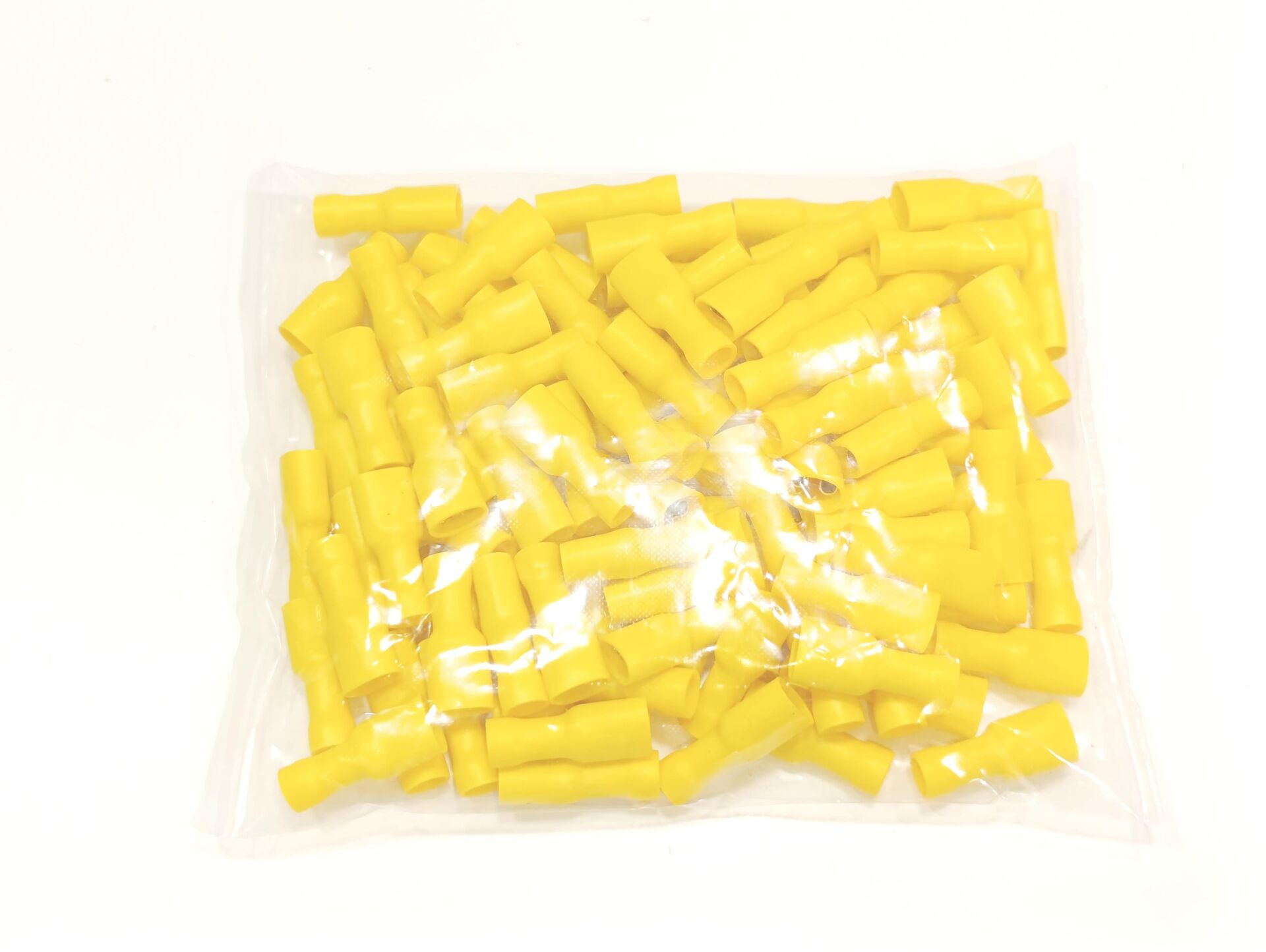 0,8x6,35 Soket 4x6mm² Dişi Faston Tip Tam İzoleli Kablo Uçları Sarı Renk - 1 Paket - 100Adet 